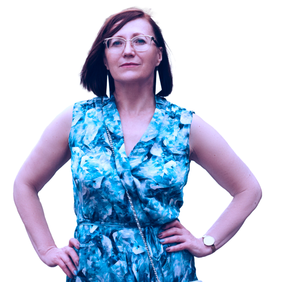 Woman posing with hands on her hips